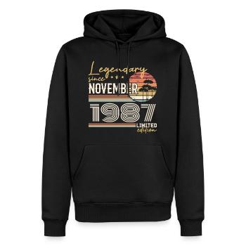 Millésime Novembre 1987 RétroNovembre 1987  - Sweat à capuche Premium bio Homme - noir - Devant - Nico (187cm)