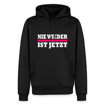 Nie wieder ist jetzt - Männer Premium Bio Hoodie - Schwarz - Vorne - Nico (187cm)