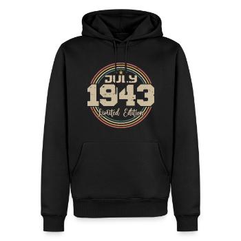 1943 Geburtstag Juli 1943 Geschenk Juli 1943 - Männer Premium Bio Hoodie - Schwarz - Vorne - Nico (187cm)