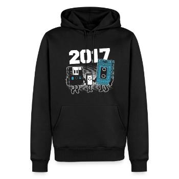 Vintage Born In 2017 Geburtstagsgeschenk 2017 - Männer Premium Bio Hoodie - Schwarz - Vorne - Nico (187cm)