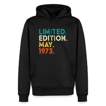 Geschenke zum 50 Geburtstag 1973 - Männer Premium Bio Hoodie - Schwarz - Vorne - Nico (187cm)