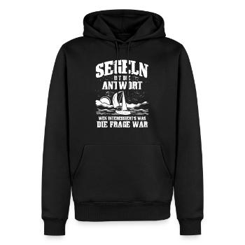 Segeln ist die Antwort... - Männer Premium Bio Hoodie - Schwarz - Vorne - Nico (187cm)