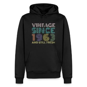 Millésime 1963 - Sweat à capuche Premium bio Homme - noir - Devant - Nico (187cm)