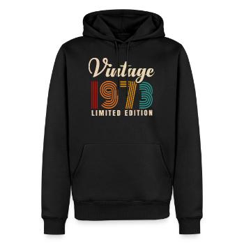 JAHRGANG 1973. 48. GEBURTSTAG - Männer Premium Bio Hoodie - Schwarz - Vorne - Nico (187cm)