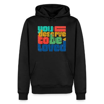 Du verdienst es, geliebt zu werden - Männer Premium Bio Hoodie - Schwarz - Vorne - Nico (187cm)