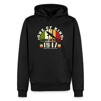 Legend Born 1947 anniversaire 77 ans - Sweat à capuche Premium bio Homme - noir - Devant - Nico (187cm)