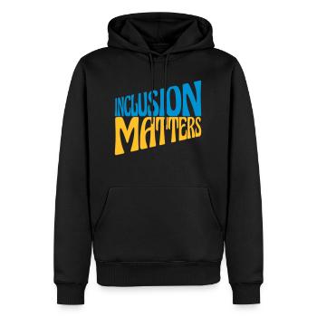 inclusion matters Logo Zitat - Männer Premium Bio Hoodie - Schwarz - Vorne - Nico (187cm)