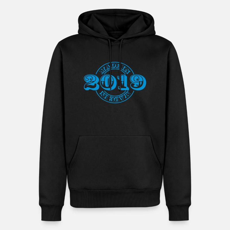made in 2019 m1k2 - Männer Premium Bio Hoodie - Schwarz