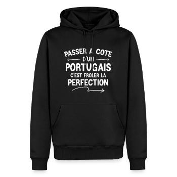 Portugal - Portugais - Je suis portugais - Sweat à capuche Premium bio Homme - noir - Devant - Nico (187cm)