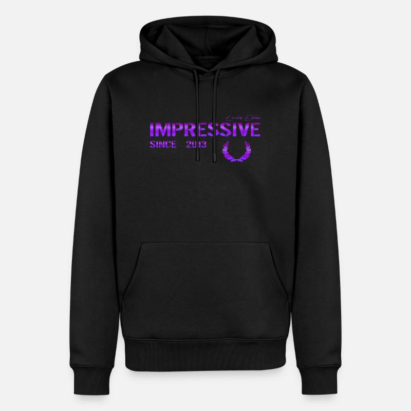 Impressive since 2013 - Männer Premium Bio Hoodie - Schwarz