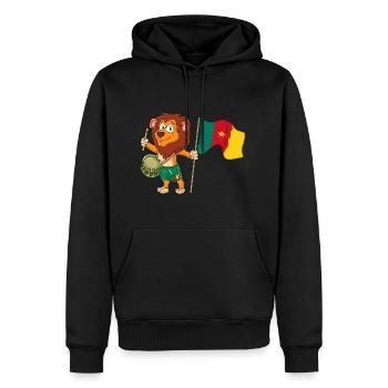 Löwe mit der Kamerun Fahne - Männer Premium Bio Hoodie - Schwarz - Vorne - Nico (187cm)