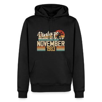 Légendaire depuis novembre 1983 - Vintage 1983 - Sweat à capuche Premium bio Homme - noir - Devant - Nico (187cm)