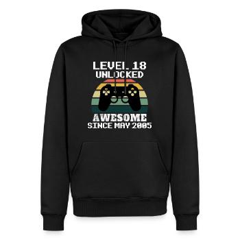 Level 18 freigeschaltet! Awesome seit Mai 2005, 18 Jahre alt - Männer Premium Bio Hoodie - Schwarz - Vorne - Nico (187cm)