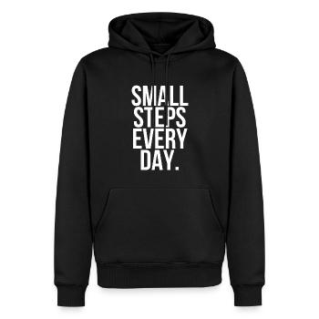 Small steps every day - Männer Premium Bio Hoodie - Schwarz - Vorne - Nico (187cm)