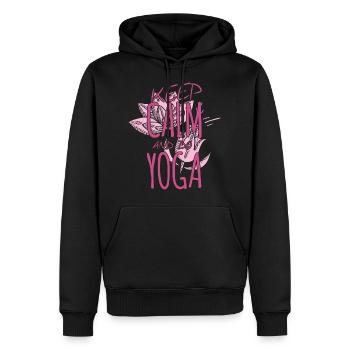 Yoga Bleib ruhig und mach Yoga - Männer Premium Bio Hoodie - Schwarz - Vorne - Nico (187cm)