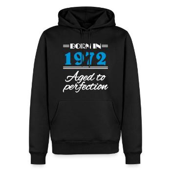 Born in 1972 Aged to perfection - Männer Premium Bio Hoodie - Schwarz - Vorne - Nico (187cm)