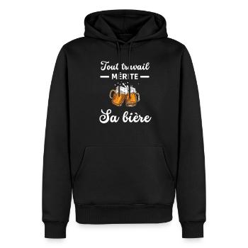 Tout travail mérite sa bière - Sweat à capuche Premium bio Homme - noir - Devant - Nico (187cm)