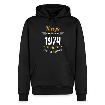 Kings SIND GEBOREN IM JAHR 1974 - Männer Premium Bio Hoodie - Schwarz - Vorne - Nico (187cm)