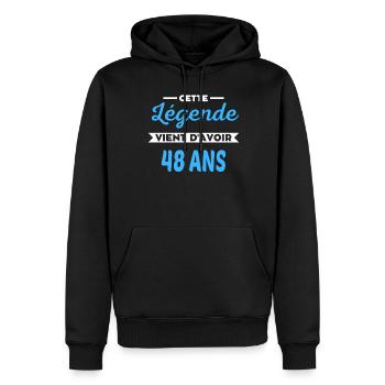 Cette Légende vient d'avoir 48 ans - Men’s Premium Organic Hoodie - black - Front - Nico (187cm)