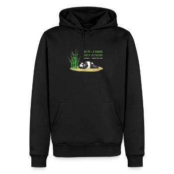 Be like a panda - Anti Rassismus Demo - Männer Premium Bio Hoodie - Schwarz - Vorne - Nico (187cm)