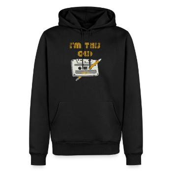 Je suis ce vieux - chemise d'anniversaire cassette audio - Sweat à capuche Premium bio Homme - noir - Devant - Nico (187cm)
