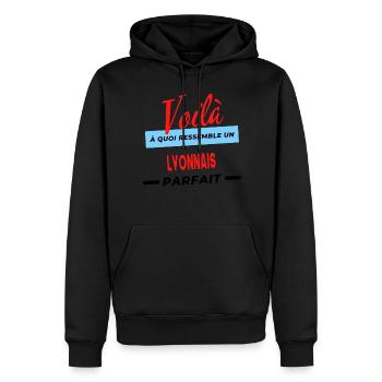 Voilà a quoi ressemble un LYONNAIS Humour - Sweat à capuche Premium bio Homme - noir - Devant - Nico (187cm)