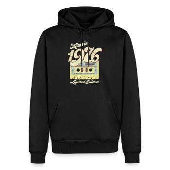 Vintage cassette 1976 - Men’s Premium Organic Hoodie - black - Front - Nico (187cm)
