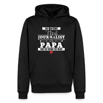 Ich habe zwei Titel Journalist und Papa - Männer Premium Bio Hoodie - Schwarz - Vorne - Nico (187cm)