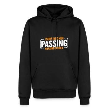 I Survived Her Passing Nursing School 16 - Männer Premium Bio Hoodie - Schwarz - Vorne - Nico (187cm)