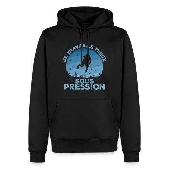 I work better under pressure diving - Men’s Premium Organic Hoodie - black - Front - Nico (187cm)