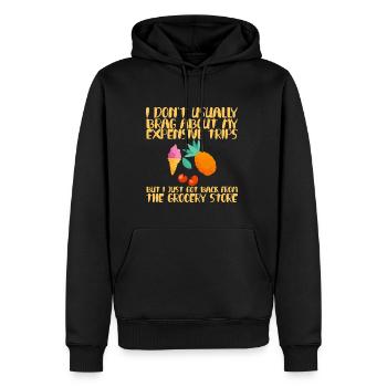 I Don't Usually Brag About My Expensive Trips 2 - Männer Premium Bio Hoodie - Schwarz - Vorne - Nico (187cm)