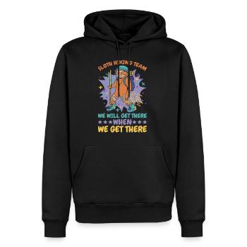 Sloth Hiking Team, Get There When We Get There 2 - Männer Premium Bio Hoodie - Schwarz - Vorne - Nico (187cm)