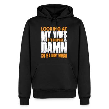 Looking At My Wife, Damn She Is A Lucky Woman 3 - Männer Premium Bio Hoodie - Schwarz - Vorne - Nico (187cm)