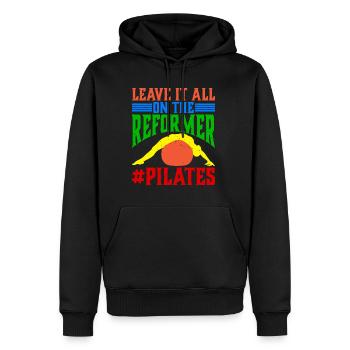 Leave It All On The Reformer #Pilates 14 - Männer Premium Bio Hoodie - Schwarz - Vorne - Nico (187cm)