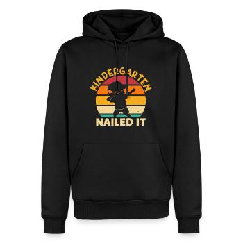 Kindergarten Nailed It - Männer Premium Bio Hoodie - Schwarz - Vorne - Nico (187cm)