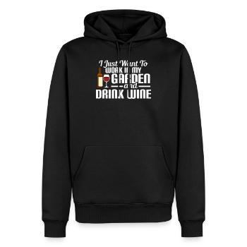 I JUST WANT TO WORK IN MY GARDEN AND DRINK WINE - Männer Premium Bio Hoodie - Schwarz - Vorne - Nico (187cm)