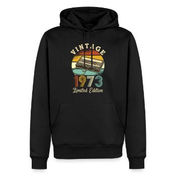 Vintage 1973 - Männer Premium Bio Hoodie - Schwarz - Vorne - Nico (187cm)