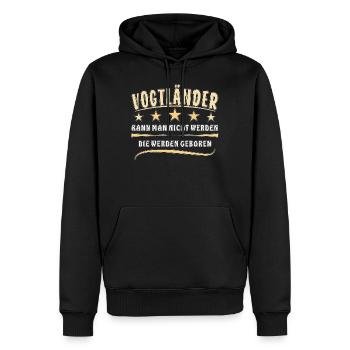 VOGTLÄNDER KANN MAN NICHT WERDEN WERDEN GEBOREN - Männer Premium Bio Hoodie - Schwarz - Vorne - Nico (187cm)