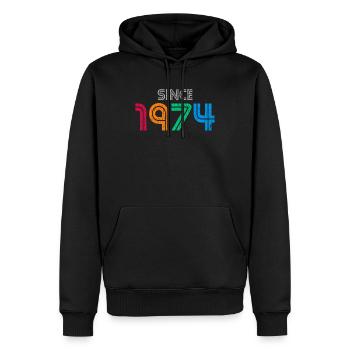 Seit 1974 | Vintage-Retro-Farbenes Jahr - Männer Premium Bio Hoodie - Schwarz - Vorne - Nico (187cm)