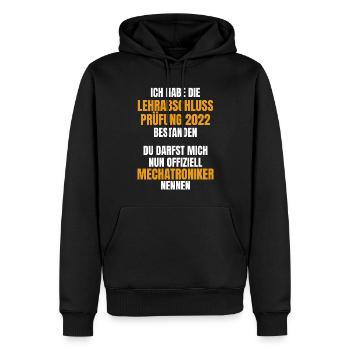 Mechatroniker Ausbildung 2022 Prüfung bestanden - Männer Premium Bio Hoodie - Schwarz - Vorne - Nico (187cm)
