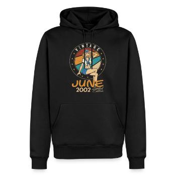 Vintage 2002 - Born In June 2002 - Männer Premium Bio Hoodie - Schwarz - Vorne - Nico (187cm)