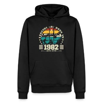 September 1982. Birthday gift September 1982 - Men’s Premium Organic Hoodie - black - Front - Nico (187cm)