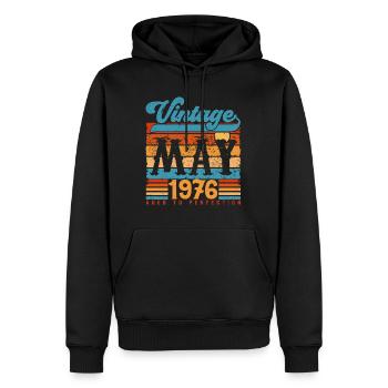 Mai 1976, Cadeau Anniversaire Vintage mai 1976. - Sweat à capuche Premium bio Homme - noir - Devant - Nico (187cm)