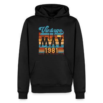 Mai 1981, Vintage Jubiläumsgeschenk Mai 1981. - Männer Premium Bio Hoodie - Schwarz - Vorne - Nico (187cm)