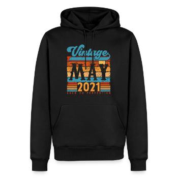 Mai 2021, Vintage-Geburtstagsgeschenk Mai 2021. - Männer Premium Bio Hoodie - Schwarz - Vorne - Nico (187cm)