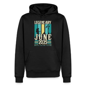 Juni 2025 Geburtstagsgeschenk, Jahrgang Juni 2025. - Männer Premium Bio Hoodie - Schwarz - Vorne - Nico (187cm)