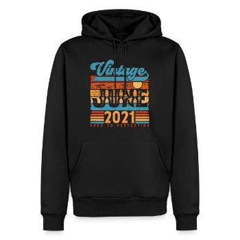 Juni 2021, Vintage-Geburtstagsgeschenk Juni 2021. - Männer Premium Bio Hoodie - Schwarz - Vorne - Nico (187cm)