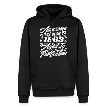 Awesome Since 1963 - Bis zur Perfektion gealtert, Geschenk 1963 - Männer Premium Bio Hoodie - Schwarz - Vorne - Nico (187cm)