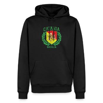 Sicilia Flagge und Schild Trinacria - Catania - Männer Premium Bio Hoodie - Schwarz - Vorne - Nico (187cm)