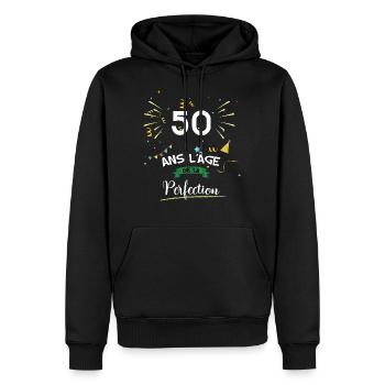 Anniversaire 50 ans perfection - Sweat à capuche Premium bio Homme - noir - Devant - Nico (187cm)